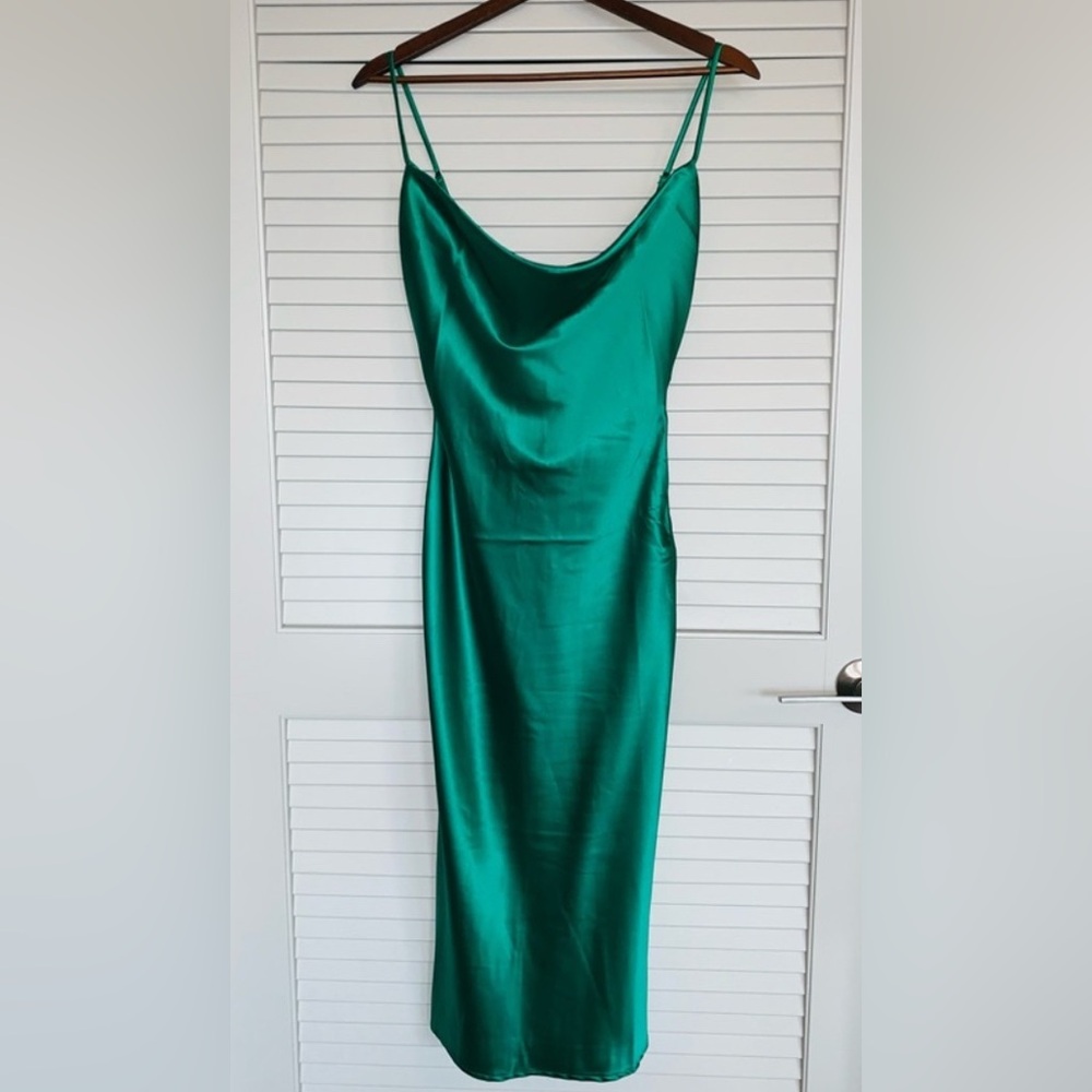 NWT Meshki Tabitha Cowl Neck Midi Dress